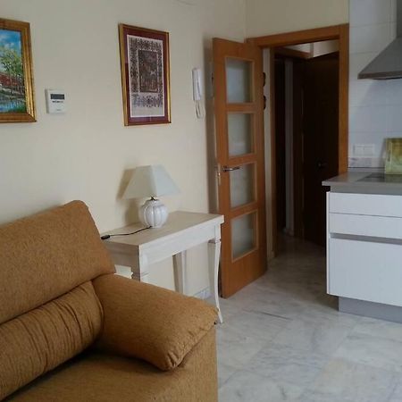 Apartamento clásico, cerca a Jardines de Murillo Sevilha Exterior foto